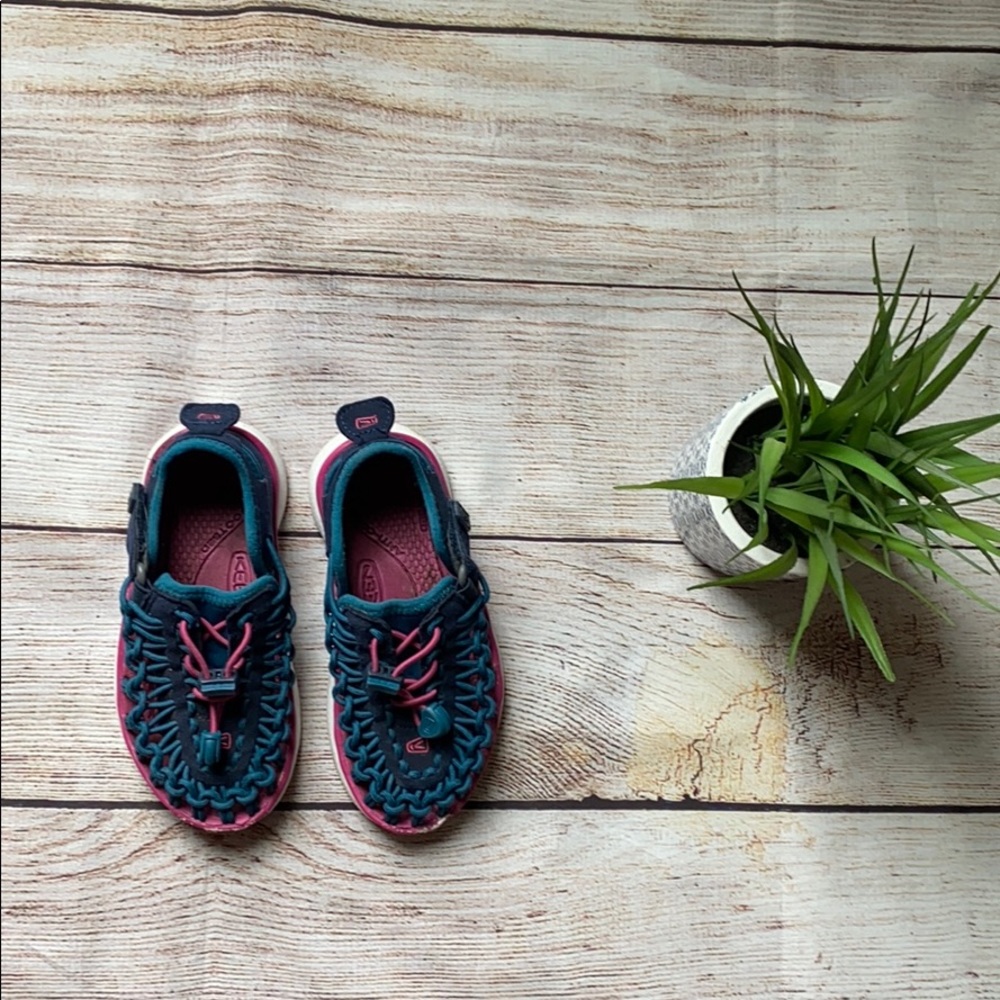 Toddler Girl Keen Shoes